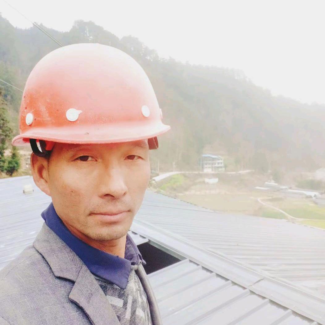 天柱，兰田吉利兴杨文灯钢构店