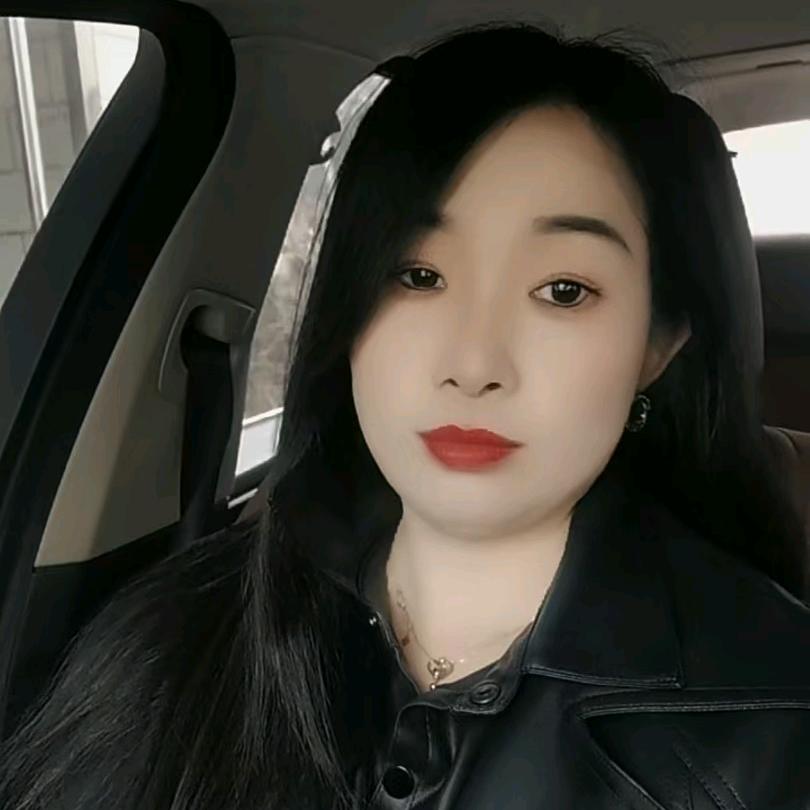 镇平，丽姐。