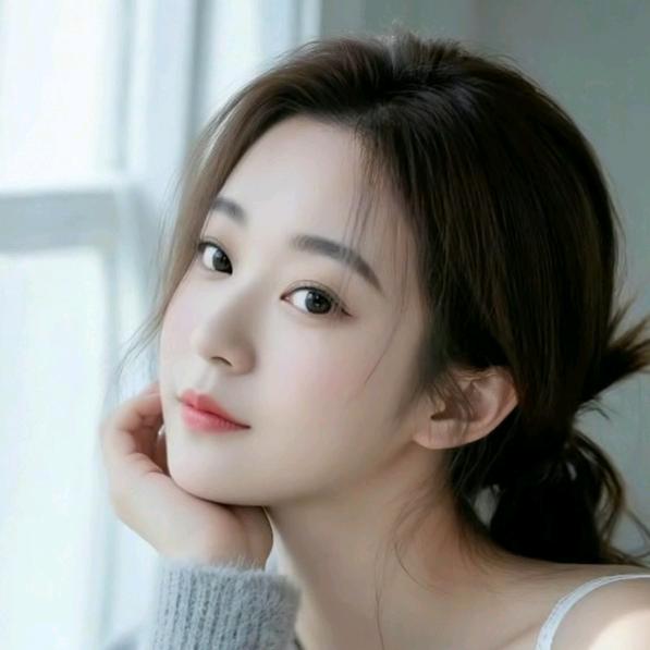 吧唧一口，就吃了小丸子的皮卡丘