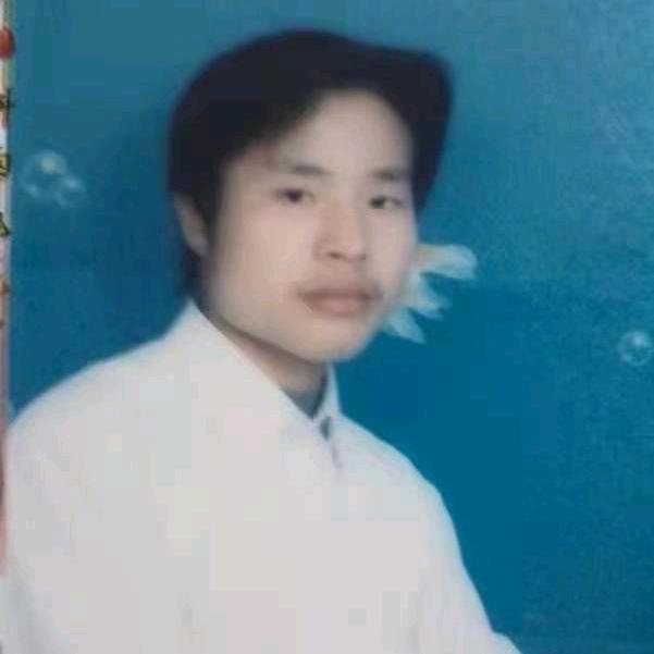 人生百态，沉默是金，红颜一笑尽是伤