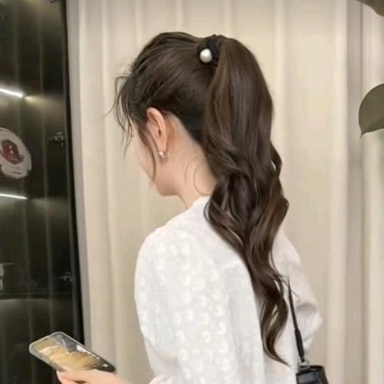 依然橱窗