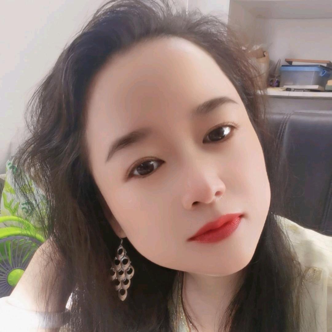 做定制的小玉儿