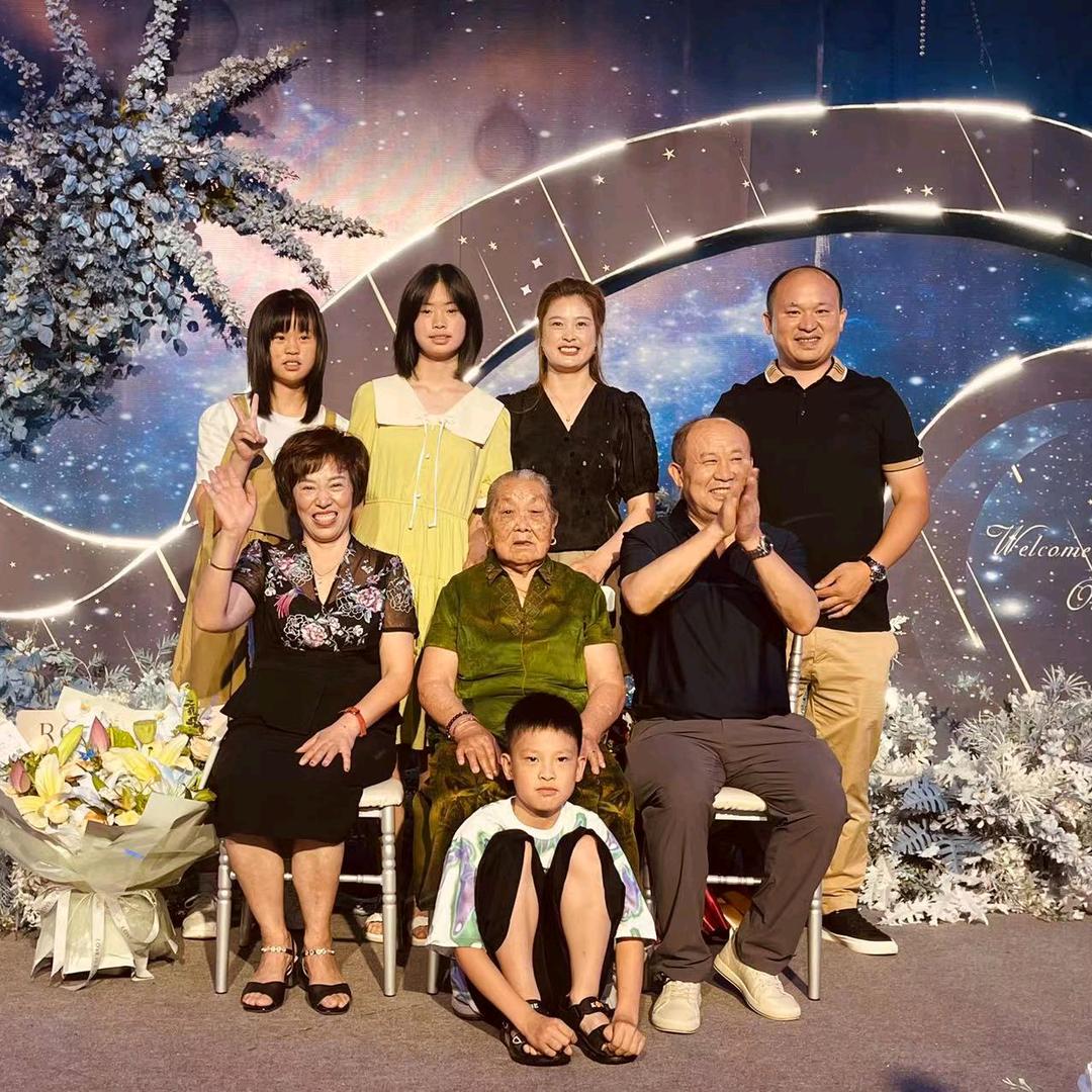 我是一壶烈酒。