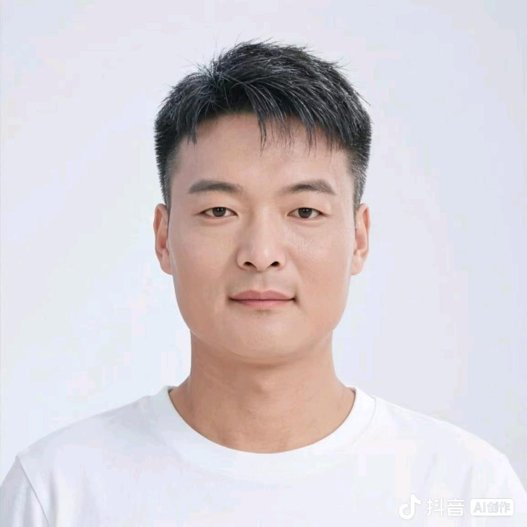 李卓亚