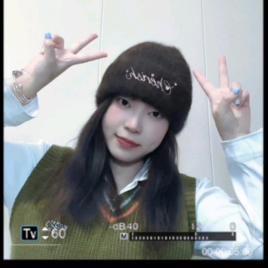 爱吃鱼的黄乐乐