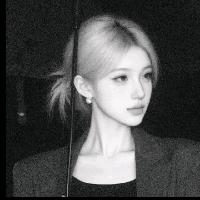 豪喔德贸易潮玩小铺