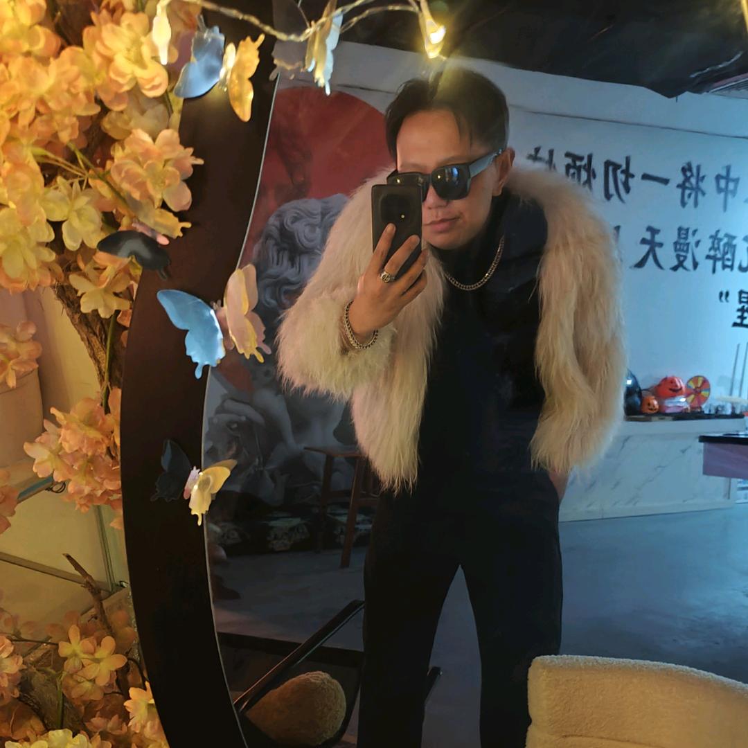 红红喝不醉（拾樂老板）