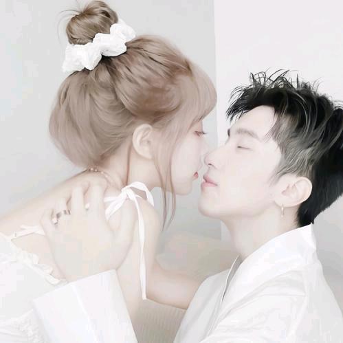 💖爱一个人🚬ಇ᭄