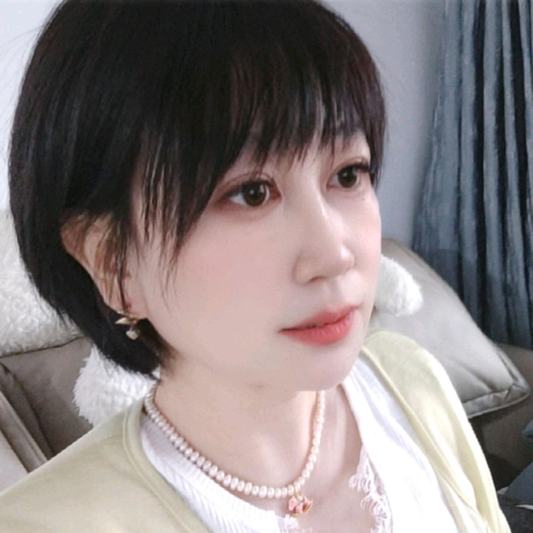 二军小酒馆老板娘