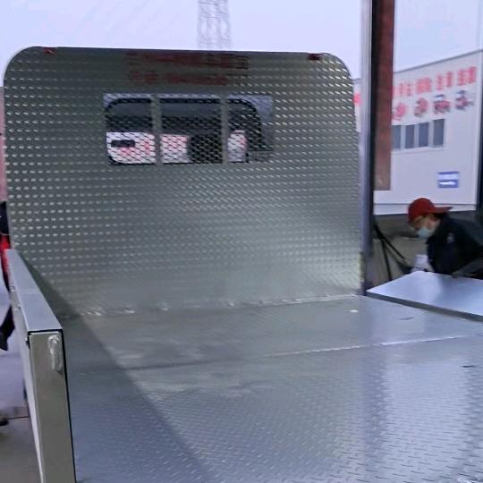 牛师傅皮卡车货箱宝