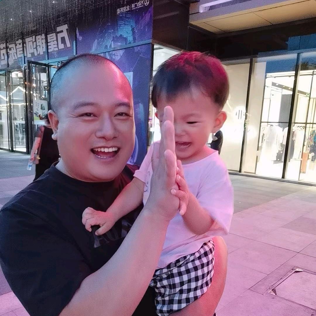 刘秃秃