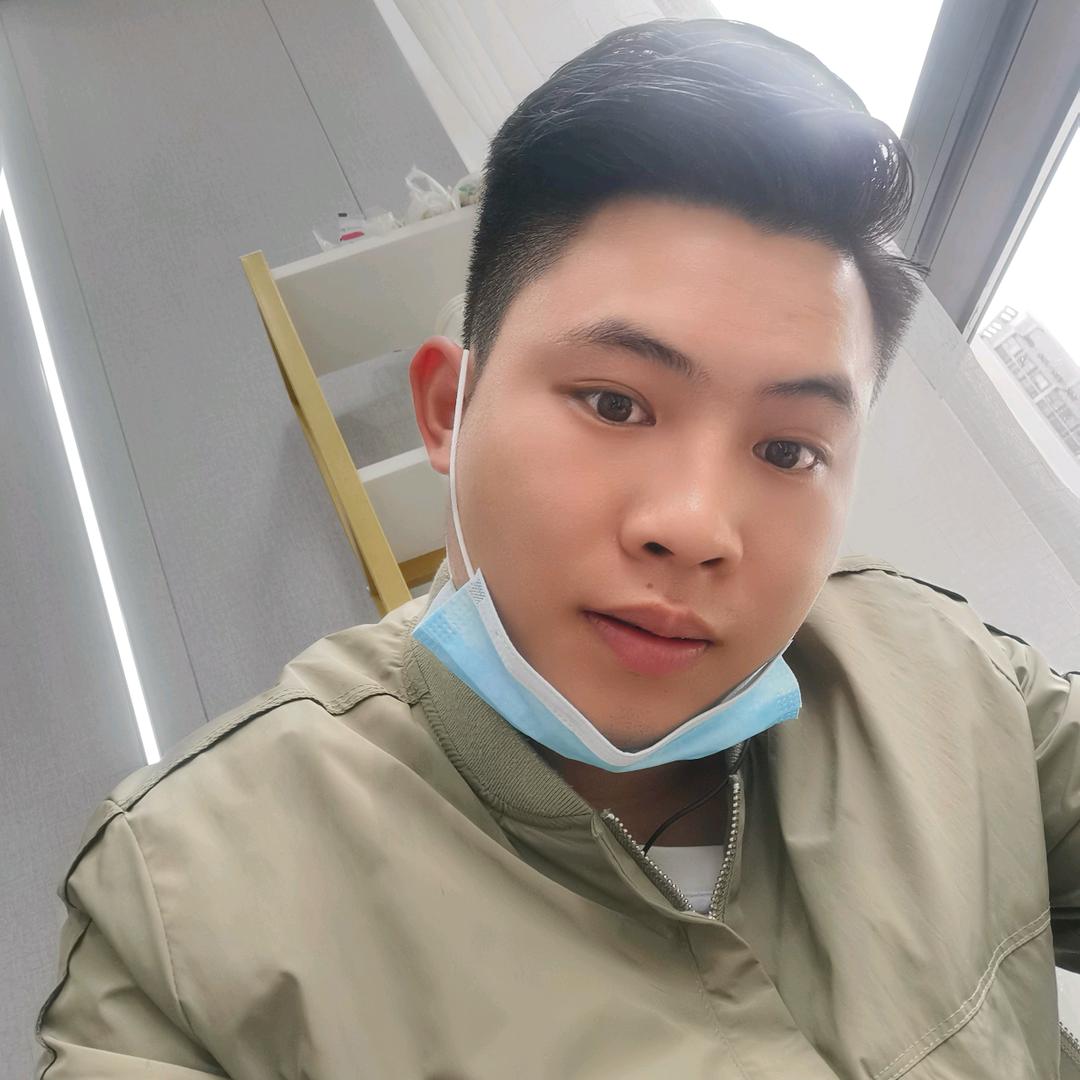 陈，，