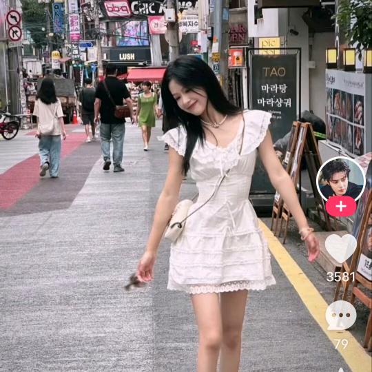 闹闹