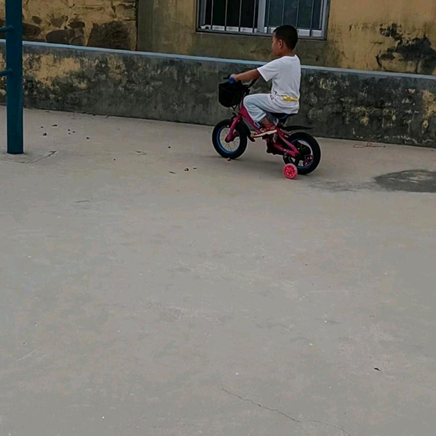 微笑向暖头像