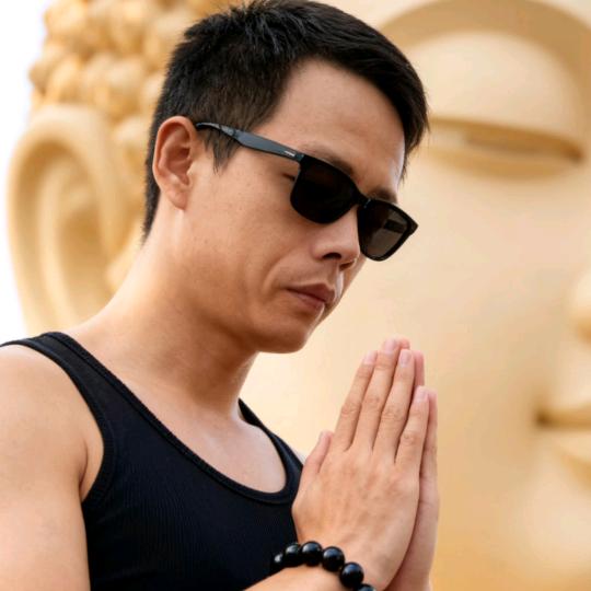 ，，，，，拼搏