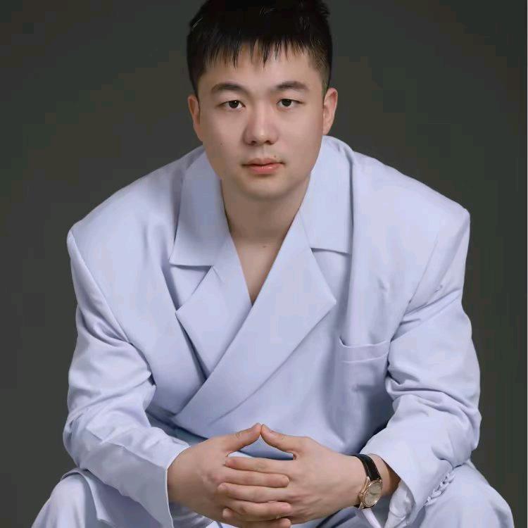 小高养猪青年