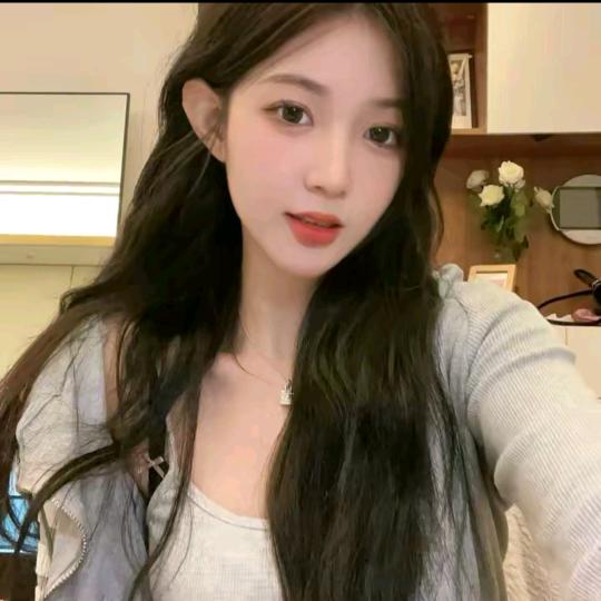 凤凤爱鞋服.