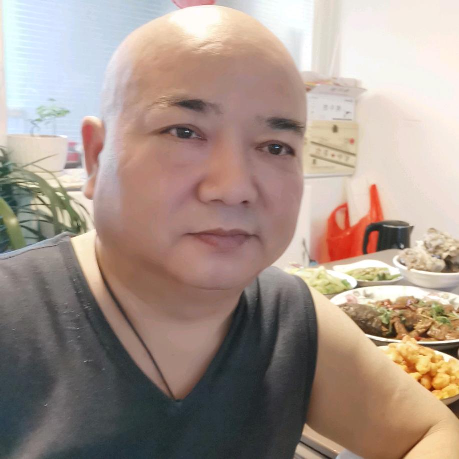 宁成龙