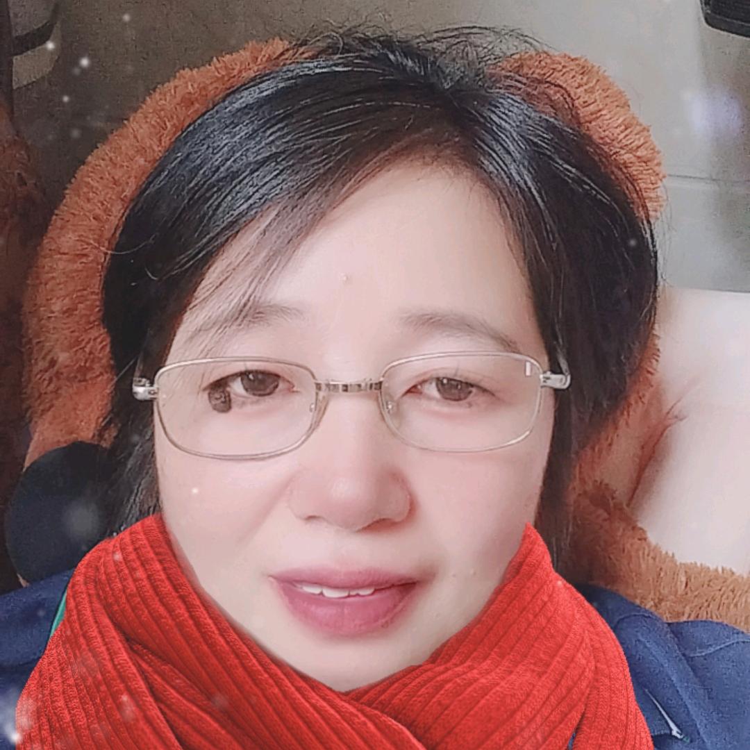 -沈荡卖紫米饭团的叶姐