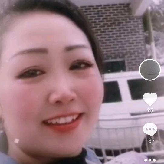 何小艳