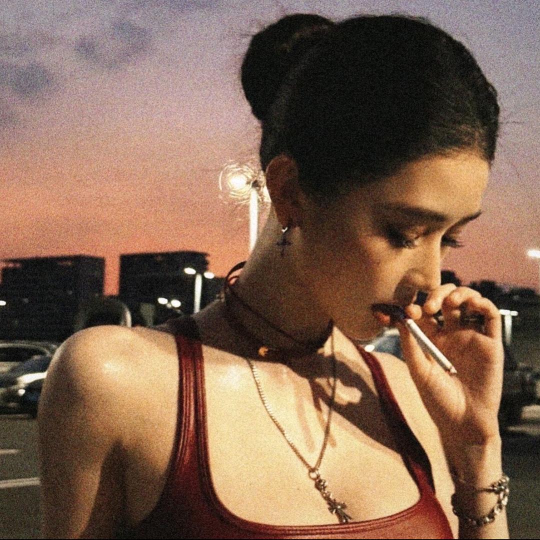 阿丽
