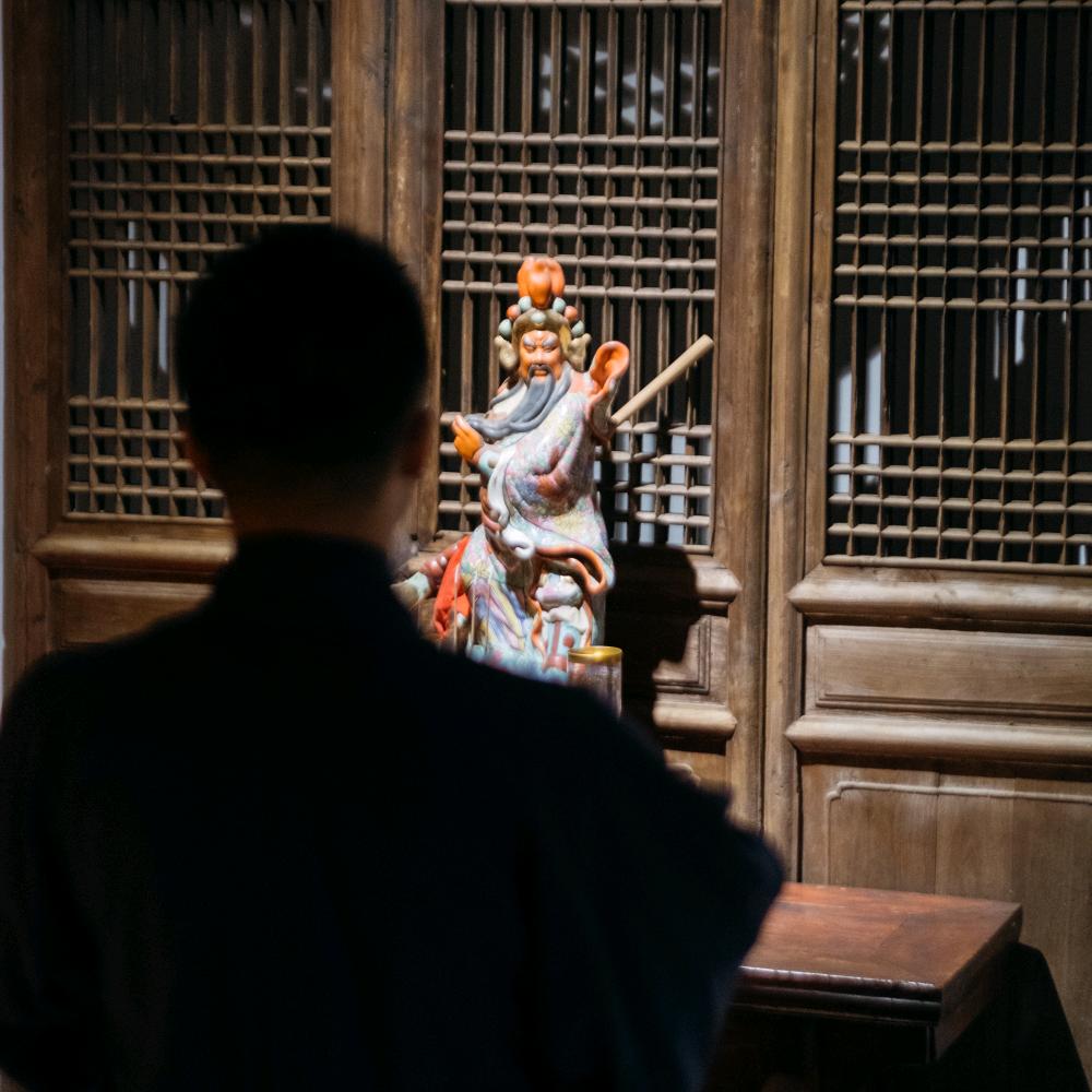 臻霆