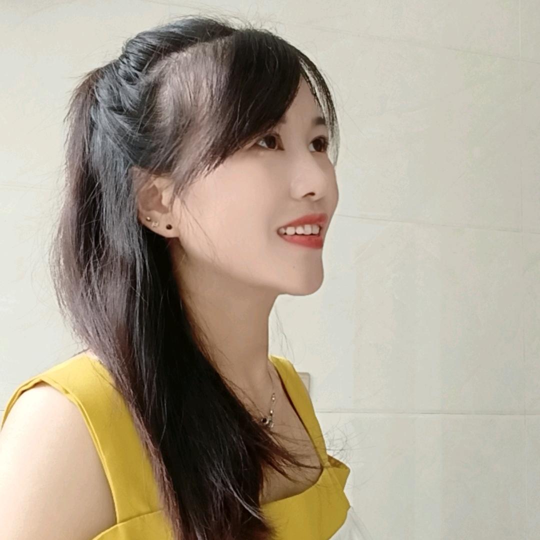 一见你就笑的人
