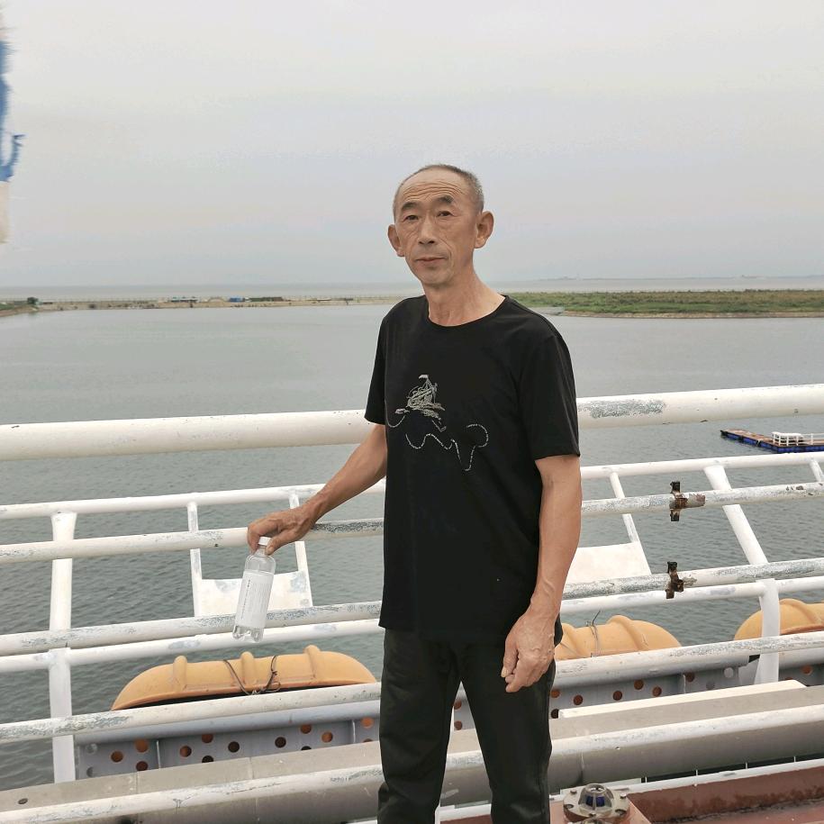 小尘自媒体