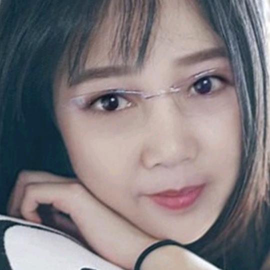 娇小龙