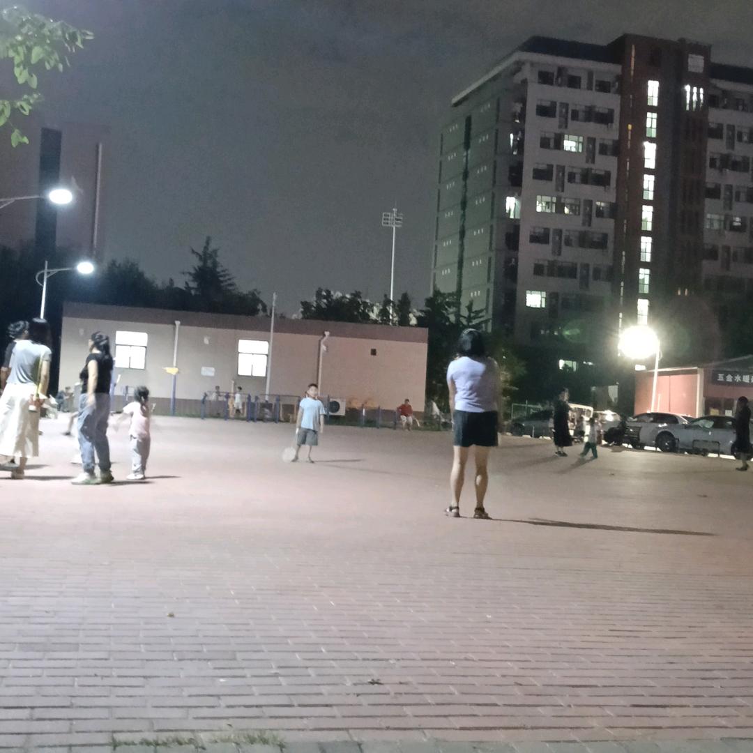 回不去的从前。