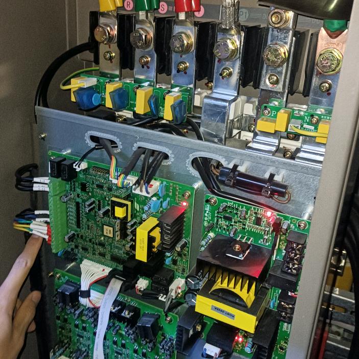 零基础学电工（教学+行业资源)