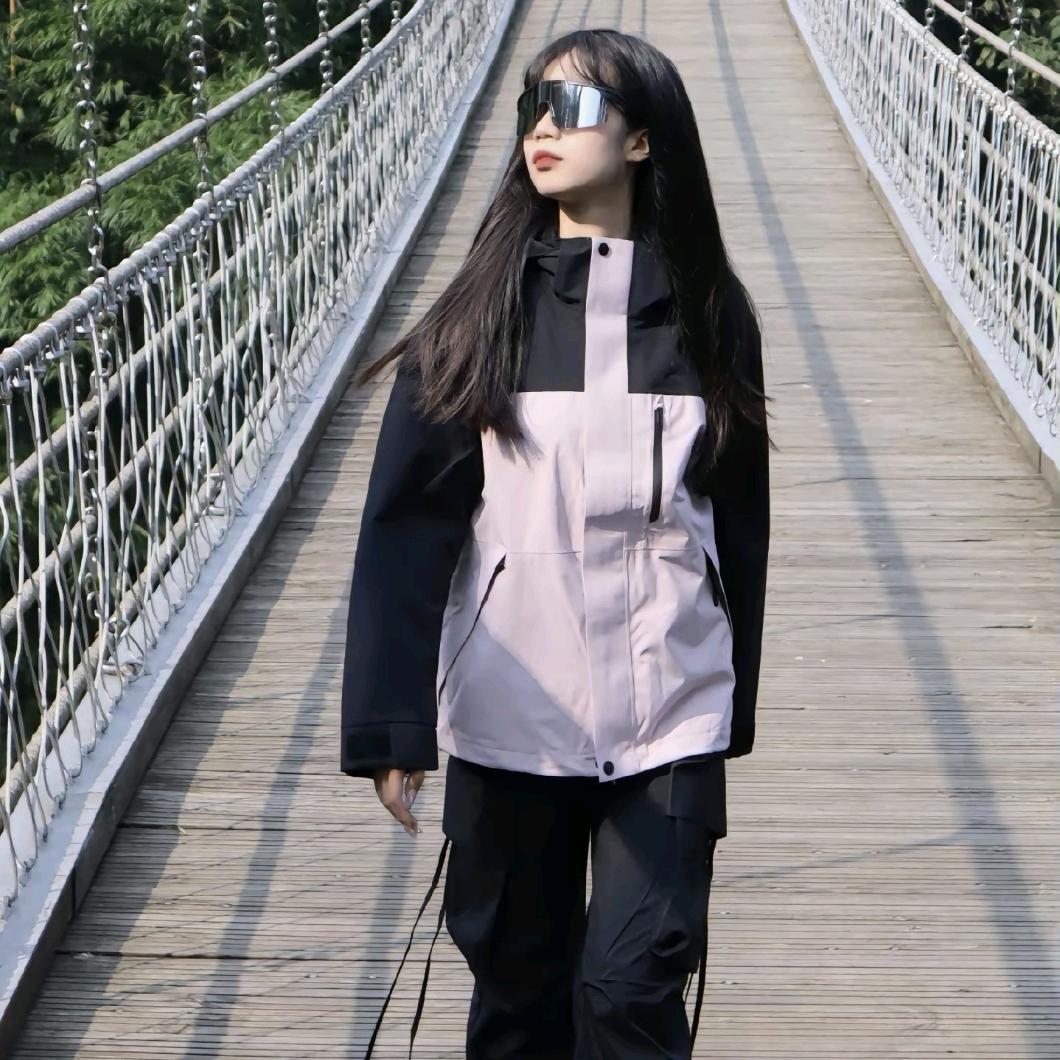 依依家户外服饰