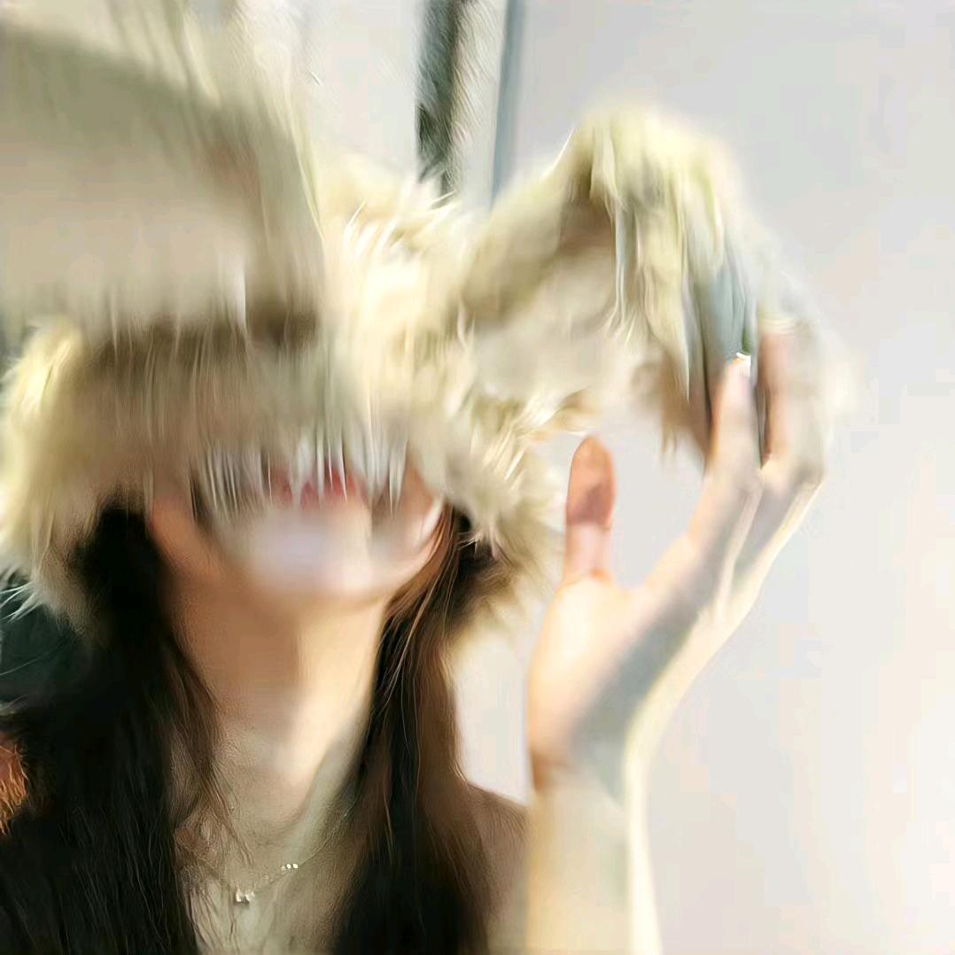 木木.