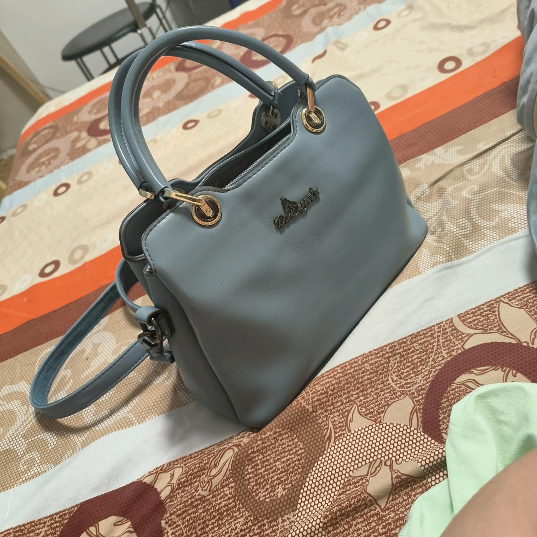 风吹柳絮满天飞 💏🐰