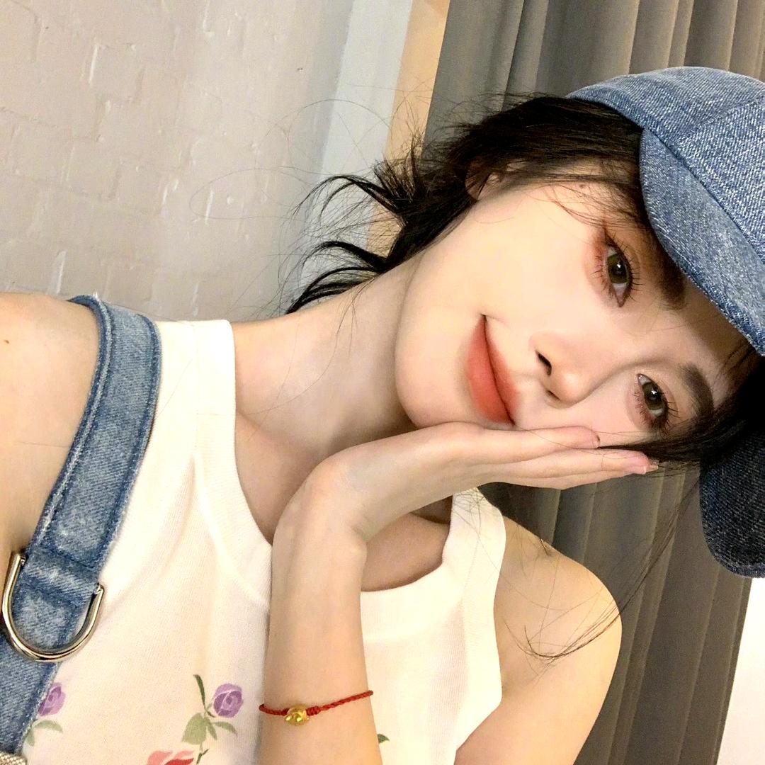 小叶子April-