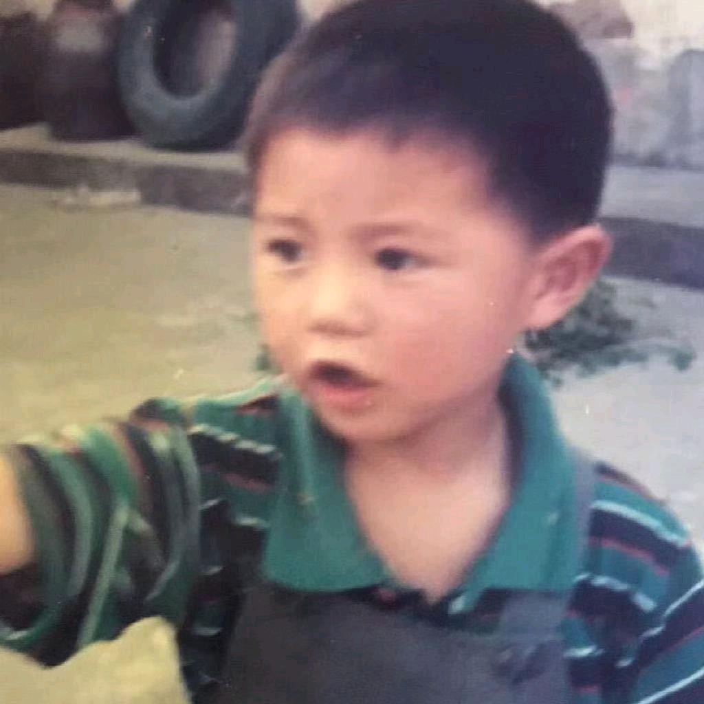 队长发朋友圈