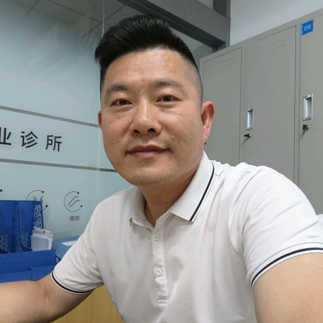 一身腰强的老陆
