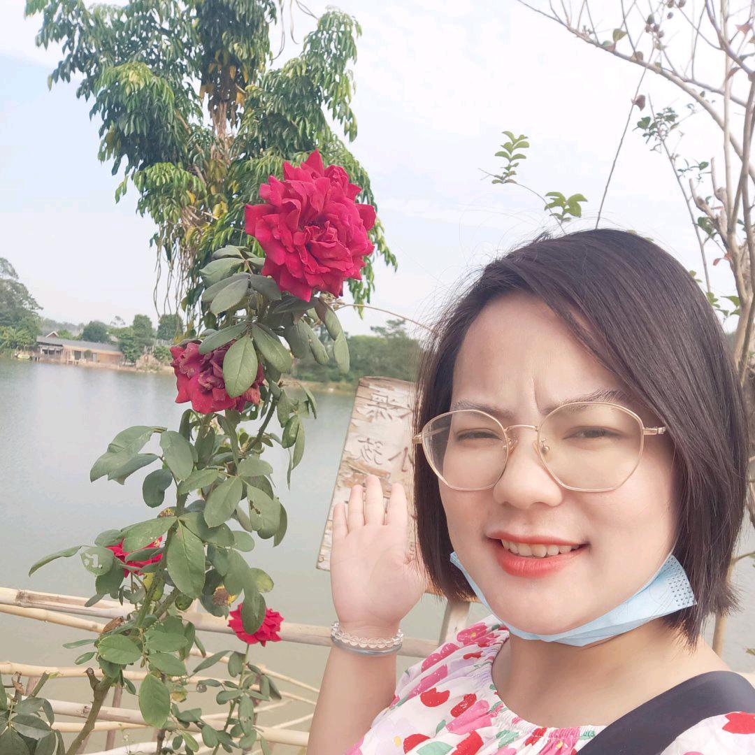 文文～陪读老师