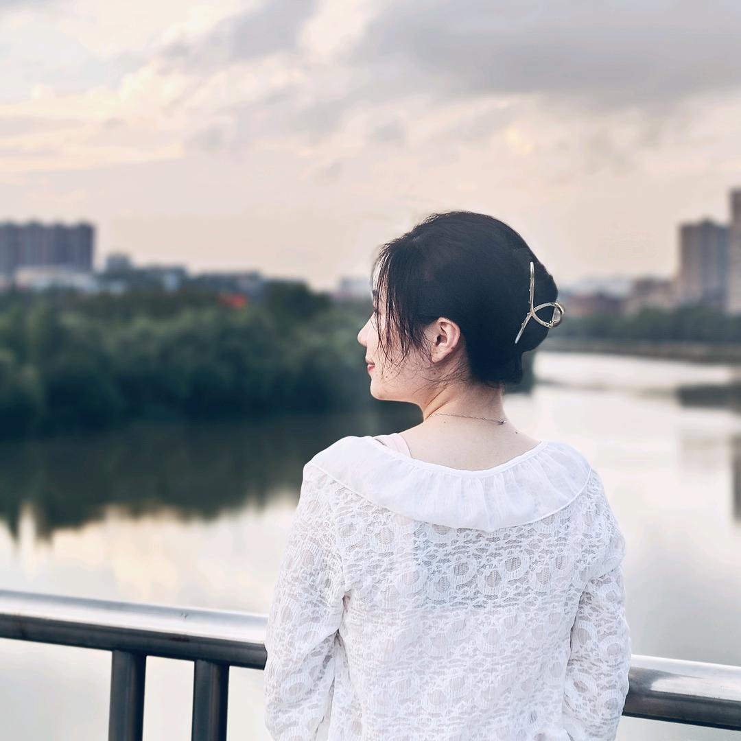 小姑妈披萨小店日常