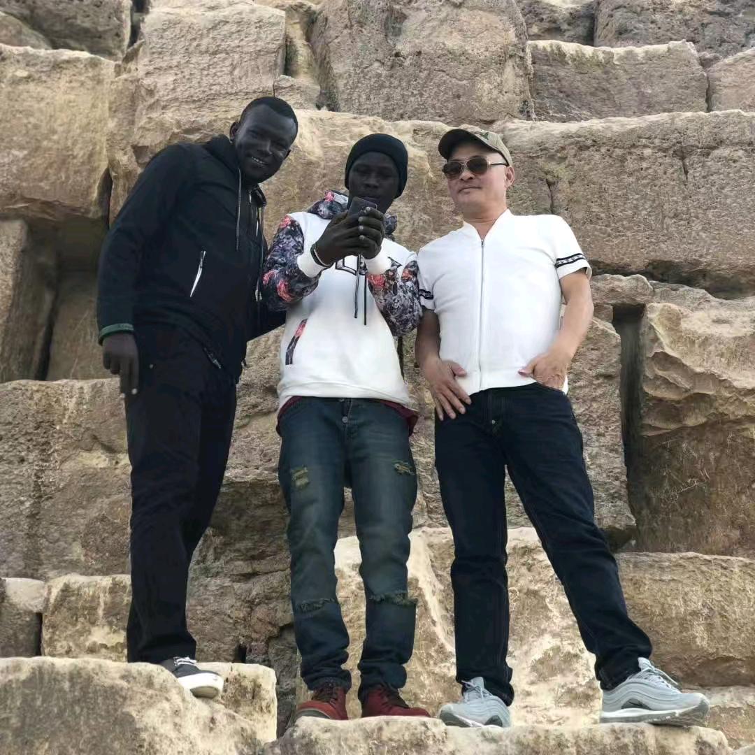 张总无人智慧酒店