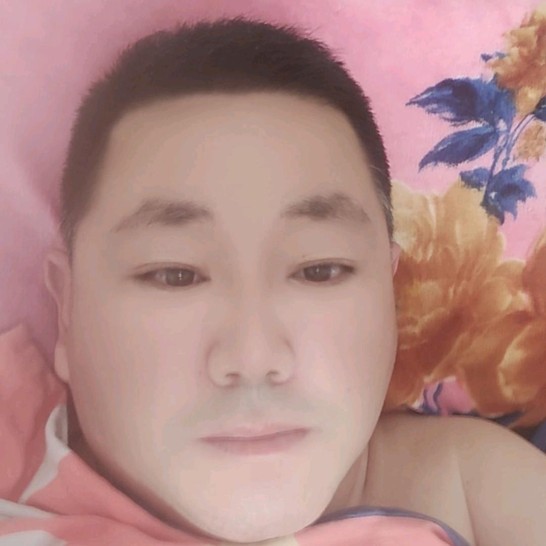 寂寞的我他关注了你