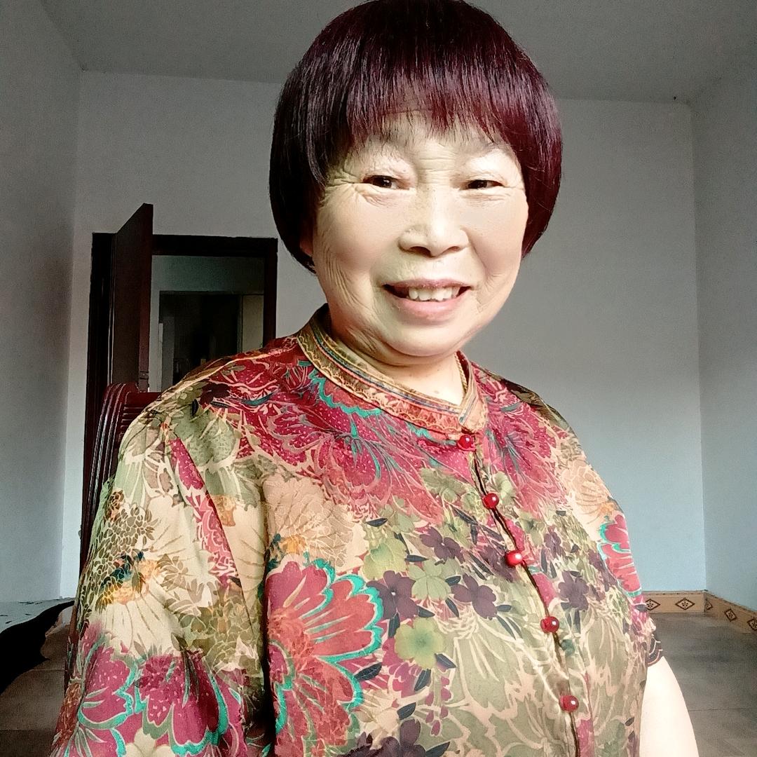 杨姐。