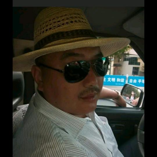 红光兄弟  油类回收，再生资源利用。