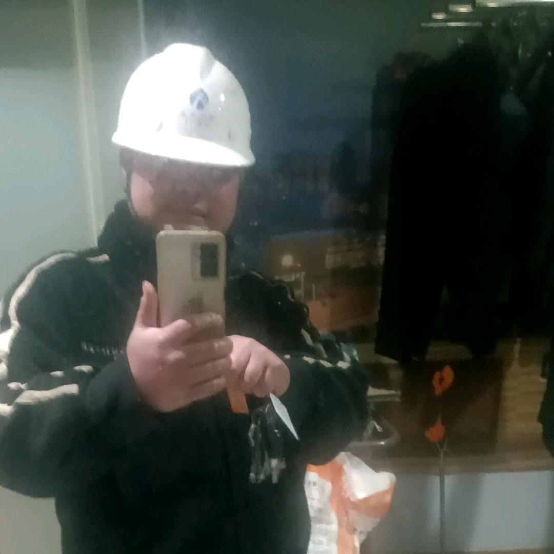 诚信+自律+努力+人脉＝（成功）