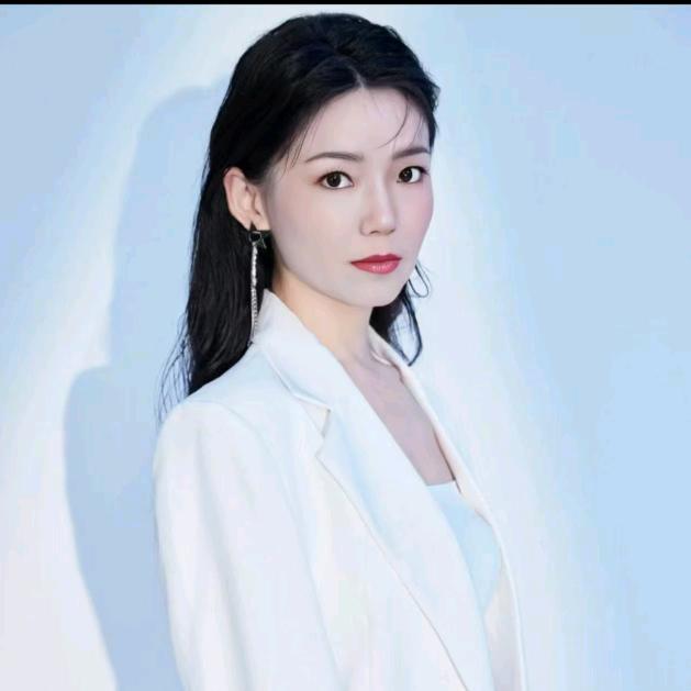 房产A小陈  关注必回