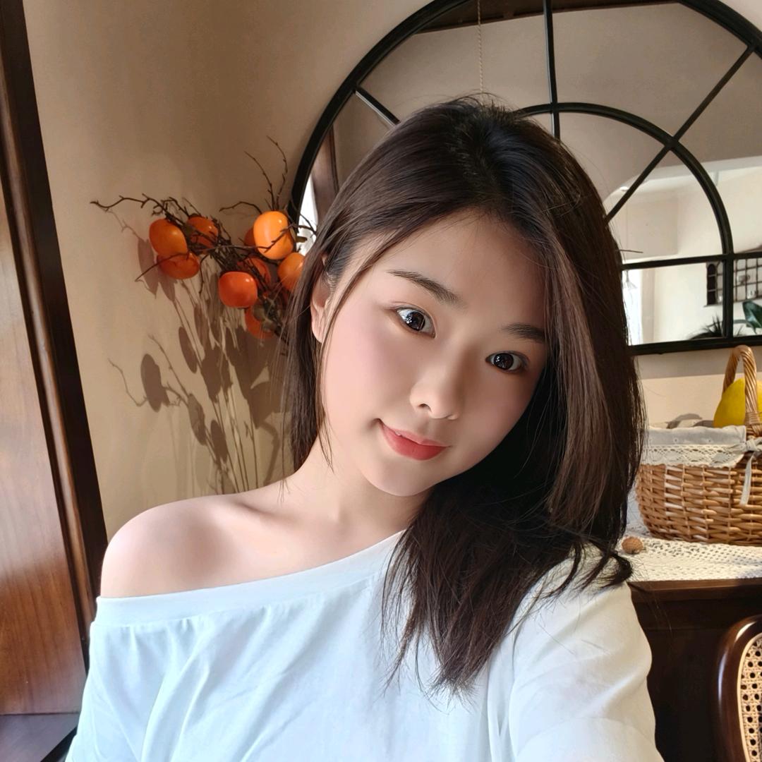 杨小小🐯