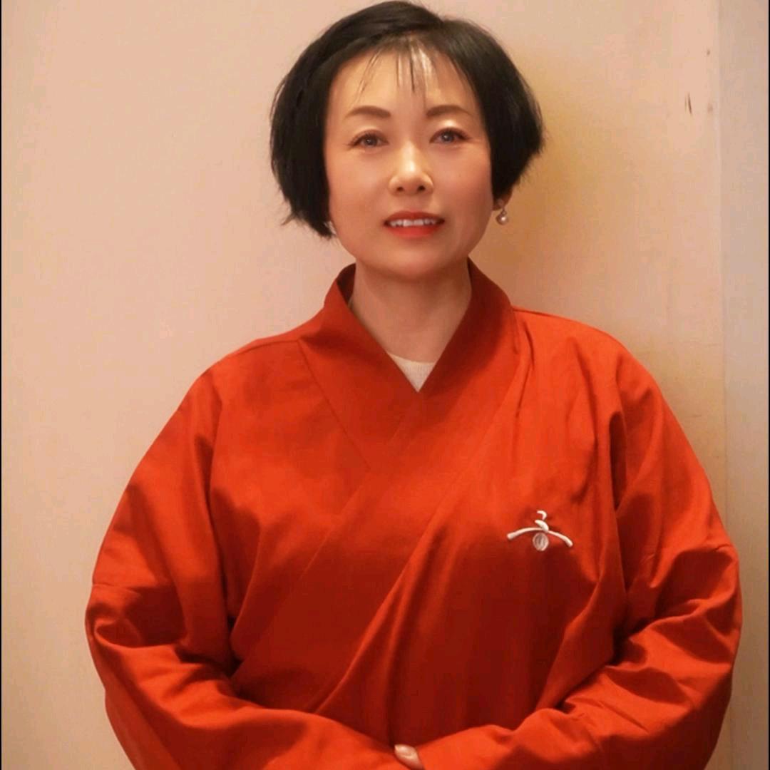 舒灵说道