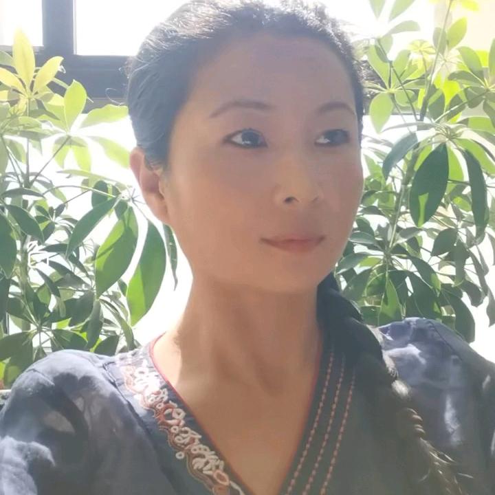 容煊