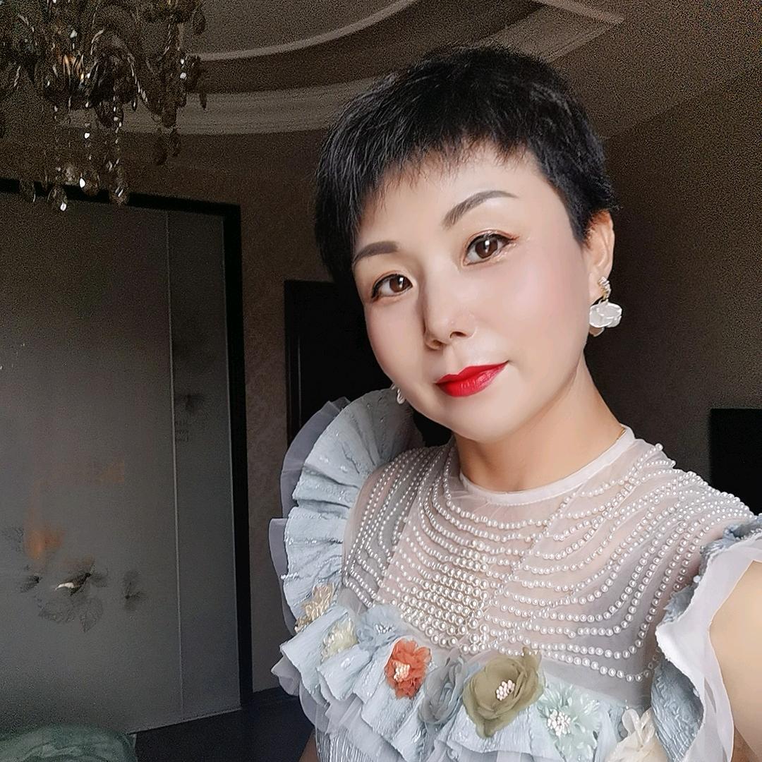 玲珑阁主