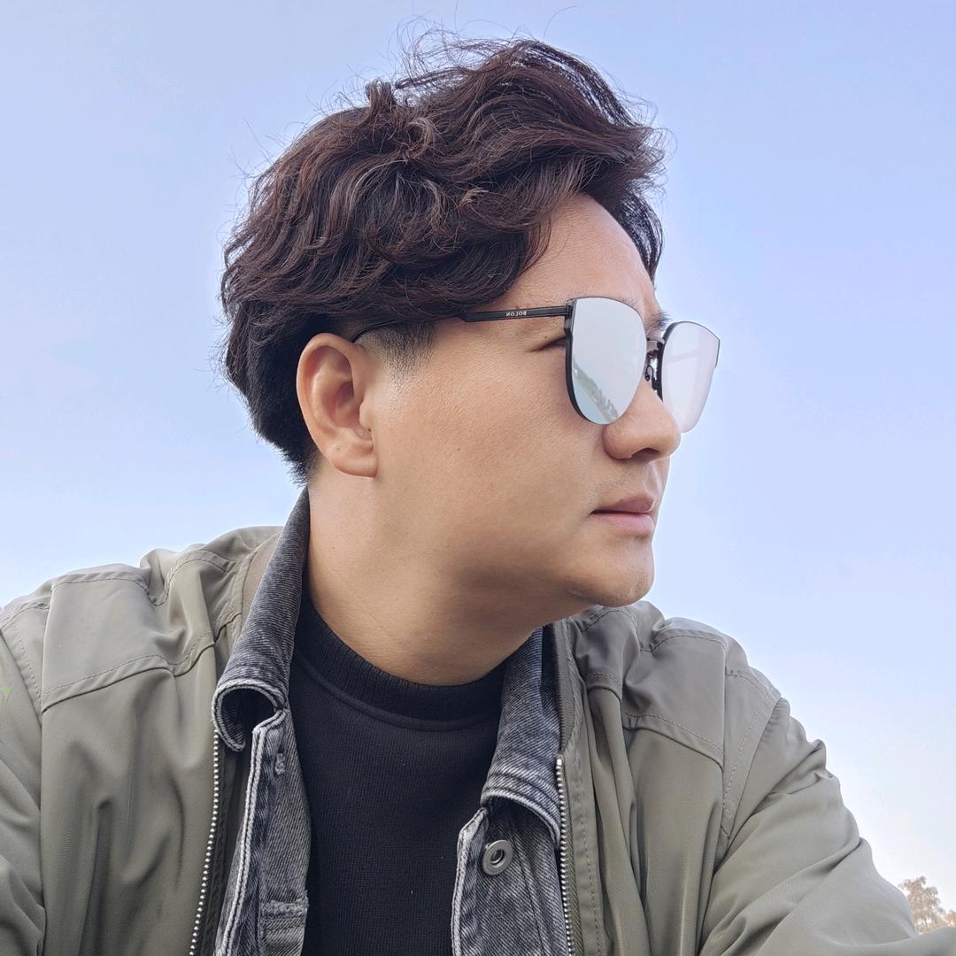 墨镜老罗（009群主）